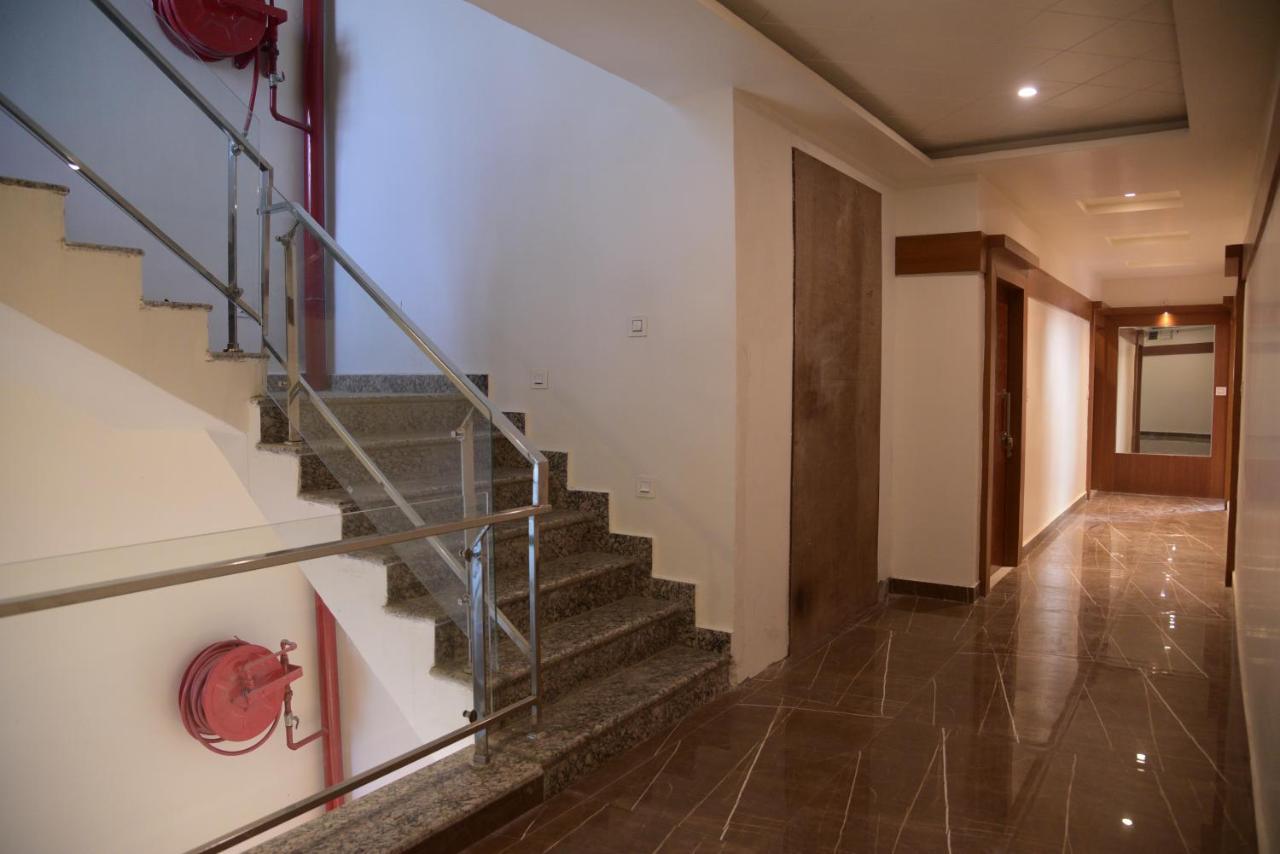 בארילי Hotel Le Cypress מראה חיצוני תמונה